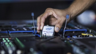Hai đối thủ ARM và Intel bắt tay để tấn công thị trường IoT