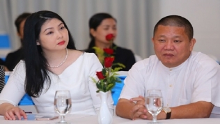 Công ty của vợ ông Lê Phước Vũ bán hết hơn 19 triệu cổ phiếu HSG