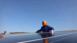 Sẽ có 88 nhà máy điện mặt trời vận hành thương mại trong tháng 6