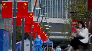 Trung Quốc: Tăng trưởng vượt dự kiến trong quý III, mục tiêu GDP tăng 5,5% vẫn xa vời?