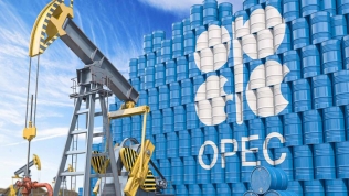 OPEC cân nhắc loại Nga khỏi các thoả thuận dầu mỏ