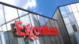 Dầu tăng, ExxonMobil phá vỡ khoản lãi kỷ lục của các 'ông lớn' dầu mỏ phương Tây