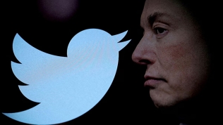 Elon Musk từ chức, Twitter có nữ CEO mới