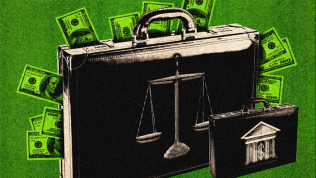 Nghịch lý Phố Wall: Luật sư kiếm tiền nhiều hơn chủ ngân hàng