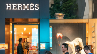 Hermes đạt lợi nhuận kỷ lục: Cổ phiếu 'bay cao', nhân viên được thưởng hơn 4.000 USD