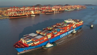 Xuất nhập khẩu Trung Quốc tăng trưởng vượt kỳ vọng