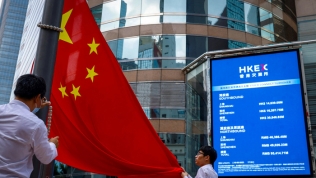 Suy giảm kéo dài 3 năm, chứng khoán Trung Quốc và Hong Kong mất gần 5.000 tỷ USD
