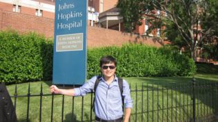 Giáo sư trẻ tuổi Trần Xuân Bách của Đại học Johns Hopkins là người Việt Nam