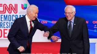 Bầu cử Mỹ 2020: Ông Sanders tuyên bố ủng hộ ứng cử viên tổng thống Biden