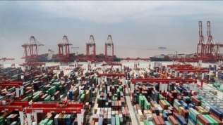 Trung Quốc trở thành đối tác thương mại lớn nhất của Mỹ trong tháng Tư