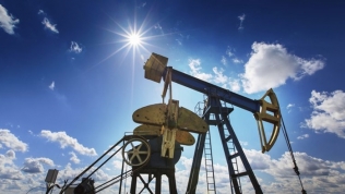 Giá dầu có thể lên 100 USD/thùng, nhu cầu dầu thô sẽ bị xói mòn mạnh mẽ?