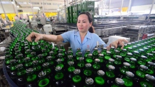 Cổ phiếu Sabeco sụt giảm, khoản đầu tư của tỷ phú Thái ‘bốc hơi’ hơn 18.000 tỷ