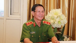 Cơ quan điều tra Công an Phú Thọ làm việc với Trung tướng Phan Văn Vĩnh