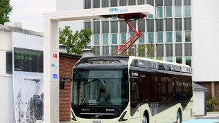 Không chỉ sản xuất ô tô con, VinFast còn sản xuất xe buýt điện, ra mắt cuối năm 2019