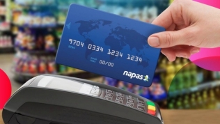 Ngày không tiền mặt với thẻ ghi nợ nội địa NAPAS
