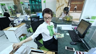 Vietcombank dồn tiền chờ xử lý nợ xấu hậu dịch