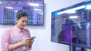 VN-Index có thêm 10 điểm, cổ phiếu thép và chứng khoán tăng mạnh với thanh khoản lọt top đầu
