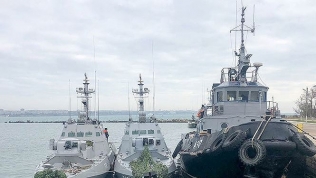 Ukraine: Điều tàu chiến tới eo biển Kerch không phải là 'một sai lầm'