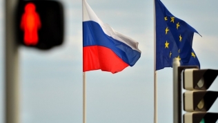 EU trừng phạt Nga: 'Gậy ông đập lưng ông'