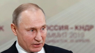 Ông Putin đáp trả chỉ trích về sắc lệnh gây tranh cãi sau bầu cử Ukraine
