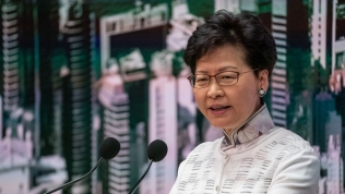 Hong Kong bất ngờ tuyên bố dừng vô thời hạn dự luật dẫn độ