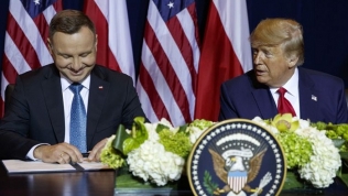 Bất chấp cảnh báo từ Nga, ông Trump điều thêm quân tới Ba Lan