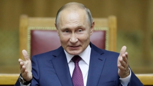 Thế giới tuần qua: Biến thể virus SARS-CoV-2 hoành hành, Hạ viện Nga mở đường cho ông Putin tái tranh cử