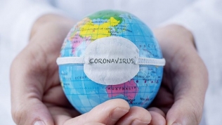 Dịch Covid-19: WHO khuyến cáo nguy cơ lây nhiễm từ tiền mặt, xuất khẩu toàn cầu có thể mất 50 tỷ USD