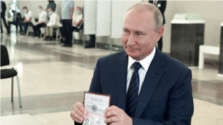 Đa số người Nga ủng hộ sửa đổi hiến pháp, rộng đường cho ông Putin tái tranh cử