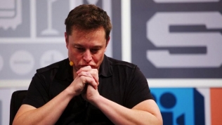 Tài sản ‘bốc hơi’ 60 tỷ USD trong 3 tuần, Elon Musk thành người giàu thứ 3 thế giới
