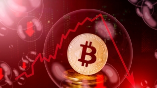Nhà đầu tư bán tháo, giá Bitcoin tiếp tục 'rớt thảm'