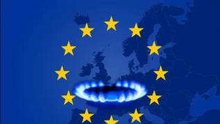 Vừa thống nhất giá trần dầu Nga, EU tiếp tục thảo luận về khí đốt