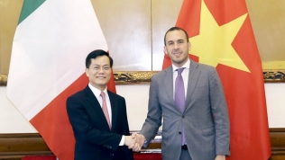 Italy muốn thúc đẩy hợp tác trong lĩnh vực hàng không vũ trụ với Việt Nam
