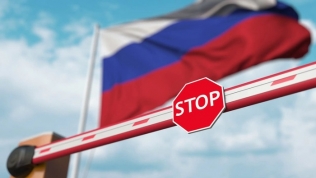 Mỹ dọa ‘nghỉ chơi’ với các ngân hàng quốc tế giao dịch với Nga
