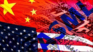 Trung Quốc tố Mỹ ‘bá quyền và bắt nạt’, cuộc chiến chip nóng càng thêm nóng