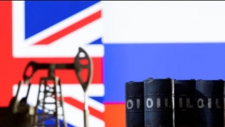 Anh ‘lách lệnh cấm của chính mình’ để mua dầu Nga