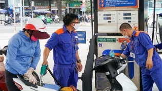 Giá xăng dầu tăng lần thứ 3 liên tiếp vào ngày mai?