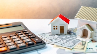 Lãi suất vay mua nhà lên tới 15%: Khách vay trước ‘bão lớn’