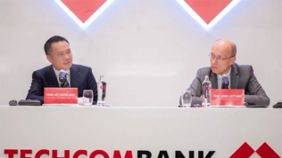 Techcombank lên kế hoạch chia cổ tức 'khủng', tăng vốn điều lệ gấp đôi