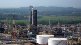 Đi APEC tìm nguồn dầu: BSR vẫn đợi thuế suất 0% cho dầu Azeri