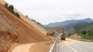 Thừa Thiên Huế chi 105 tỷ xây dựng đường tây phá Tam Giang - Cầu Hai