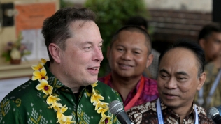 Elon Musk đến Indonesia, ra mắt dịch vụ Starlink cho lĩnh vực y tế