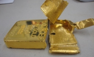 Nhóm người nước ngoài lừa bán 58 kg vàng giả lấy 10 tỷ đồng