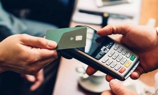 Thanh toán không tiền mặt tăng mạnh, giao dịch qua ATM giảm nhanh