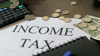 'Cần hạ bậc thuế thu nhập cá nhân'