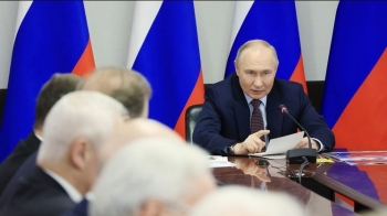 Tổng thống Nga Putin: Chúng ta phải đi trước kẻ thù một bước