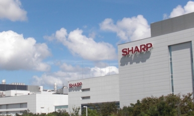 Foxconn ra giá 5,3 tỷ USD mua lại hãng Sharp