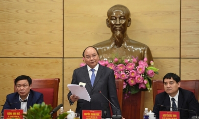 Thủ tướng muốn Nghệ An 'có sân bay, cảng biển, đường bộ quốc tế'