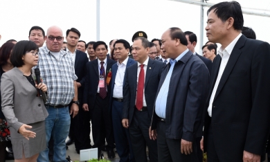 Thủ tướng dự lễ khởi động dự án nông nghiệp công nghệ cao của Vingroup