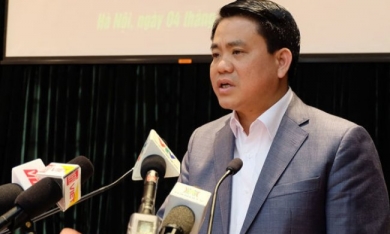 Chủ tịch Hà Nội: '87% quán bia có công an chống lưng'
